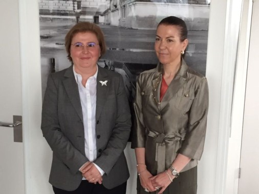 Ms Zagorka Dolovac, Serbian Republic Public Prosecutor, and Ms Michèle Coninsx, President of EUROJUST